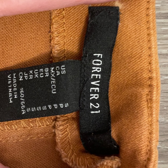 Forever 21 skirt - Picture 2 of 2